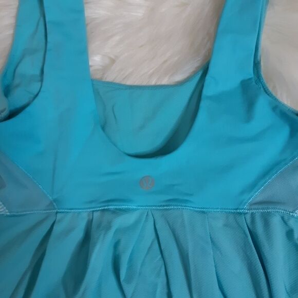 ‎- Lululemon tank top - Picture 9 of 10